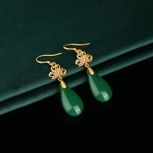 1 pair of antique earrings with flowers and water droplets, gold with dark green, exquisite and elegant Chinese accessories.
