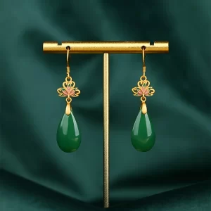 1 pair of antique earrings with flowers and water droplets, gold with dark green, exquisite and elegant Chinese accessories. - 图片 2