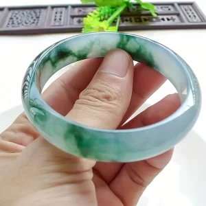 Natural Stone Bracelet with Icy Texture, Featuring Elegant Floating Patterns - 图片 2
