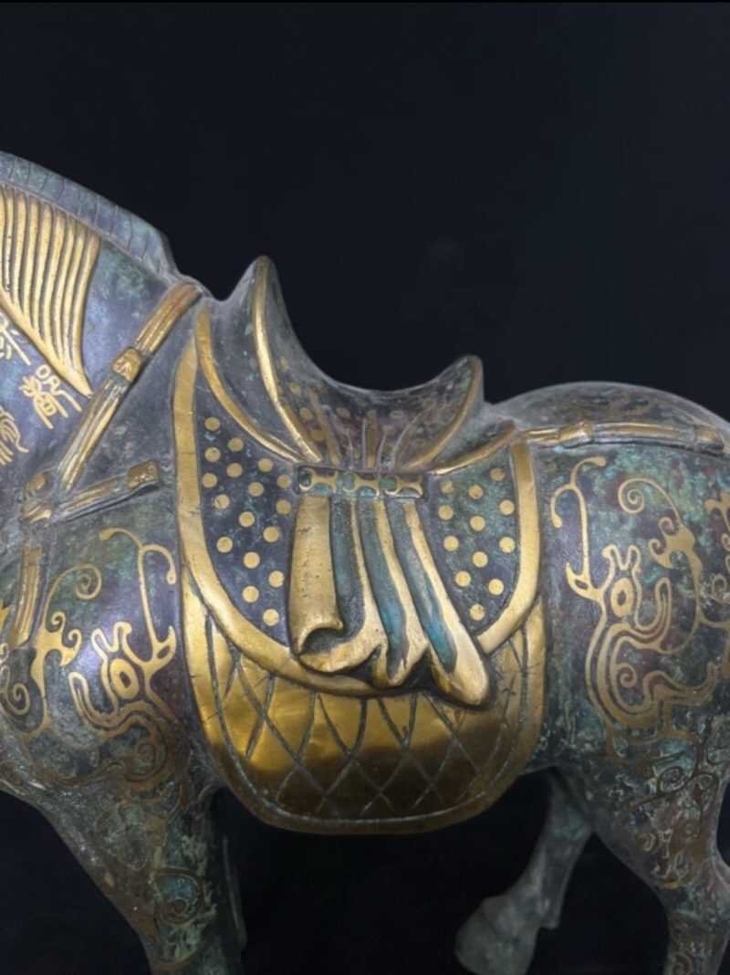 Antique bronze horse with gold inlay - 图片 5