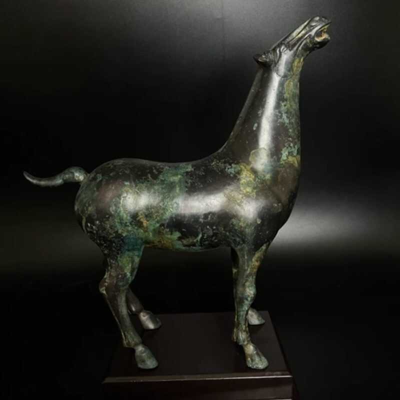 Bronze Roaring Tianma